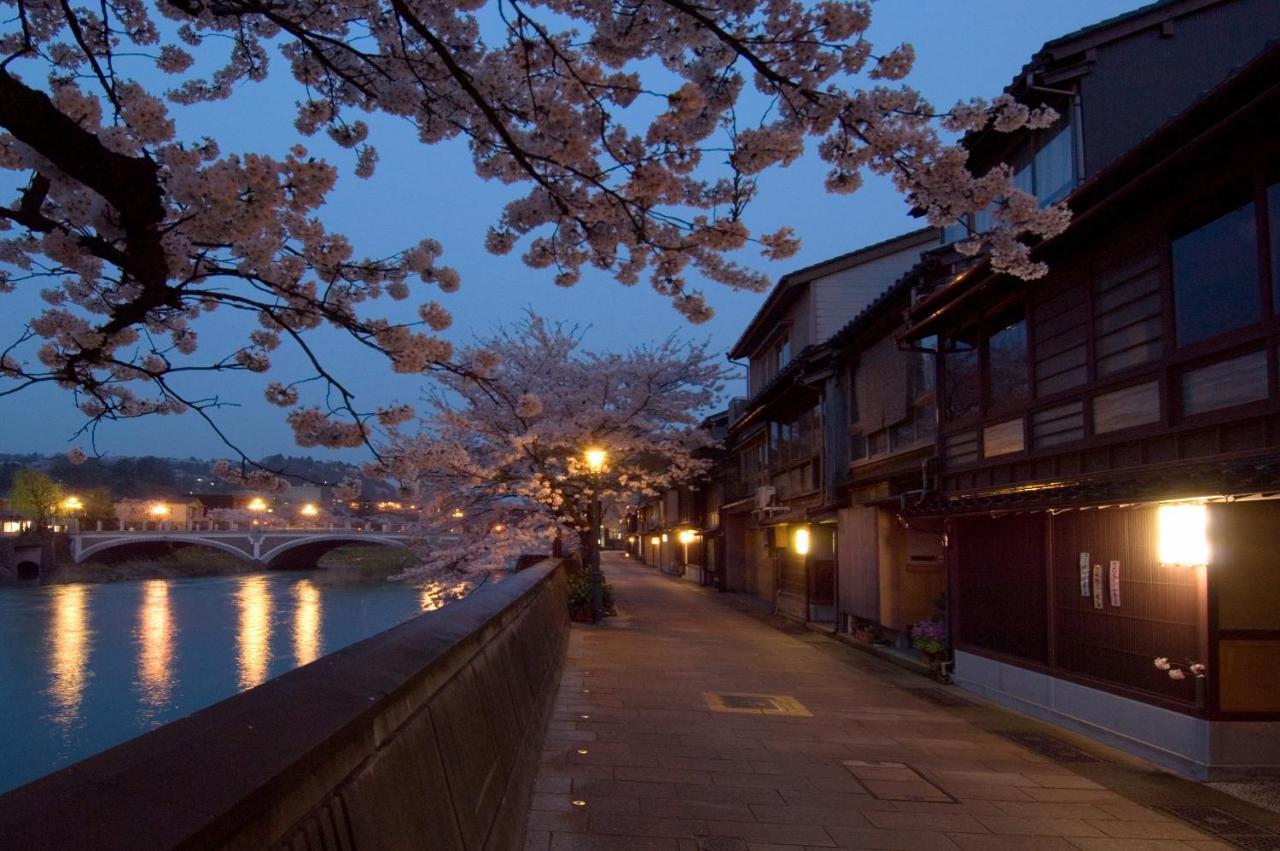 Kkr Hotel Kanazawa Exterior photo